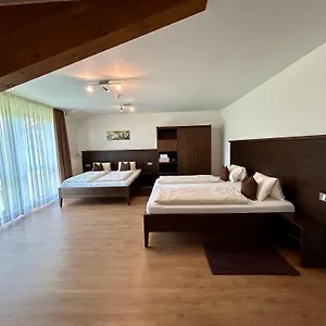  Apartment Am Lindenhain